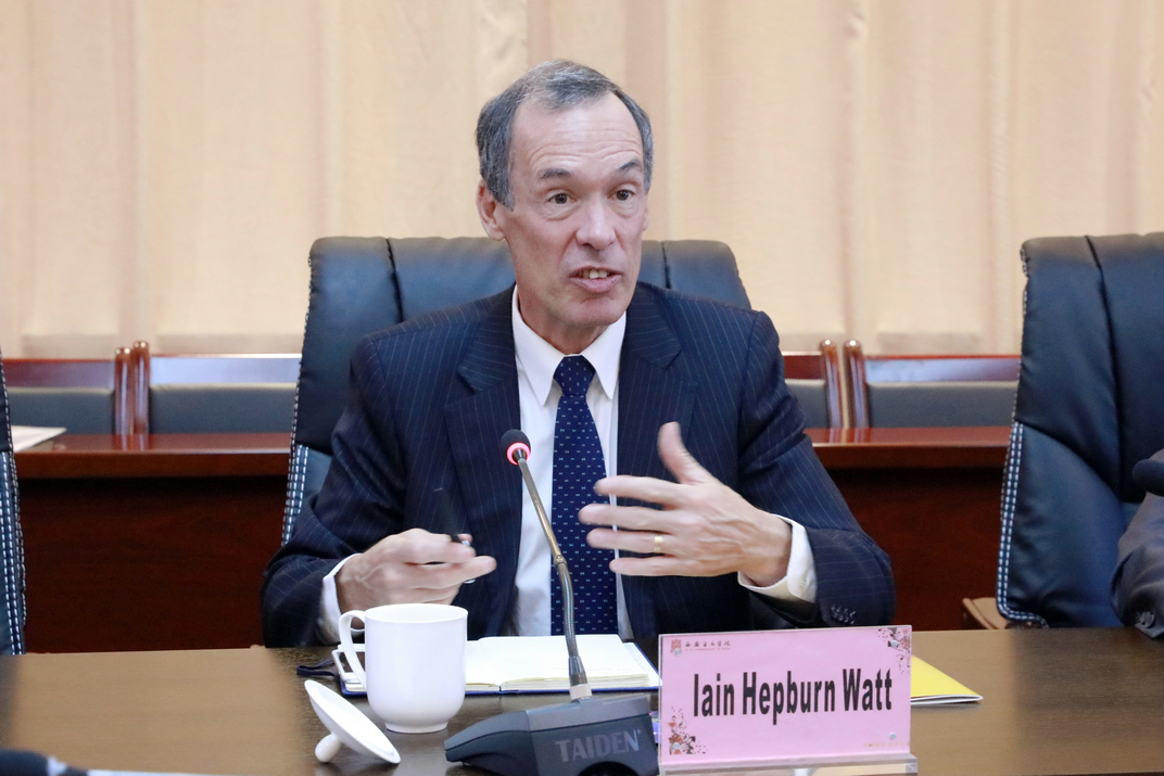 澳大利亚西澳大学副校长Lain Hepburn Watt